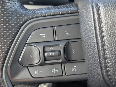 Used 2024 Toyota Tacoma SR image 15