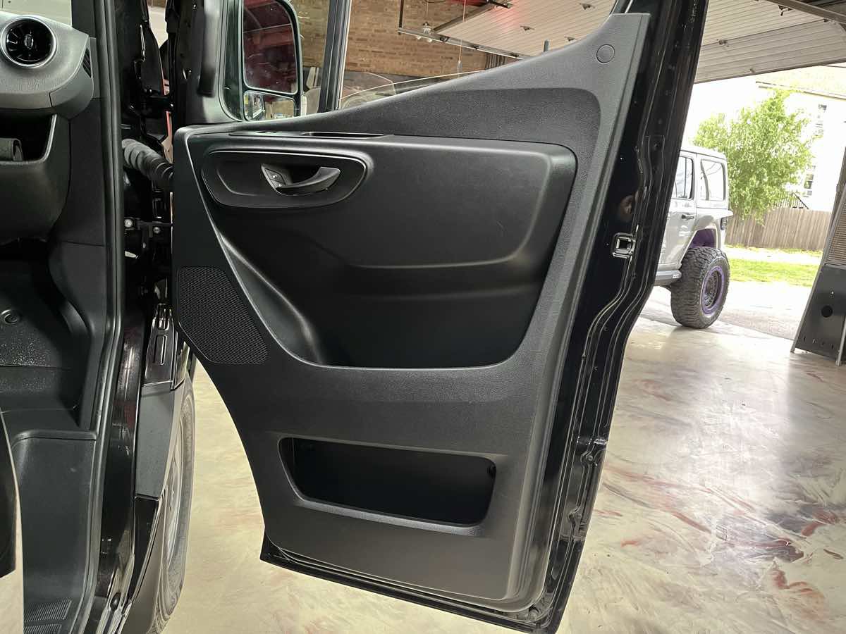 Used 2025 Mercedes-Benz Sprinter 2500 image 27