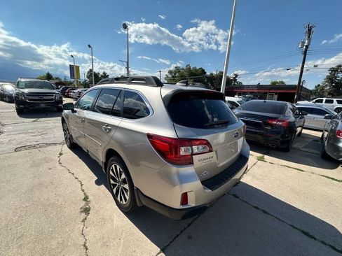 Used 2016 Subaru Outback 2.5i Limited AWD/4WD image 5