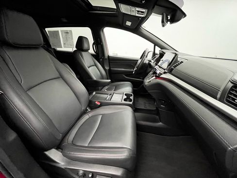Used 2025 Honda Odyssey Sport-L image 29