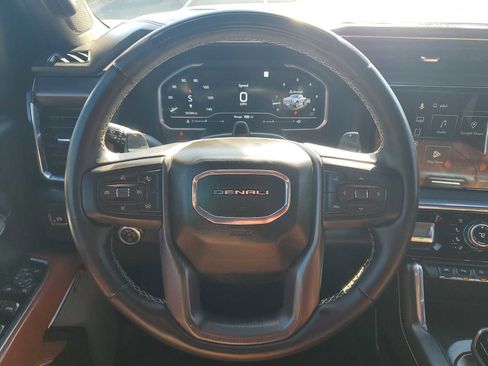 Certified 2025 GMC Sierra 1500 Denali Ultimate image 11