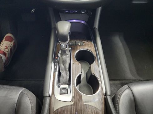 Used 2024 Chevrolet Malibu LT image 27