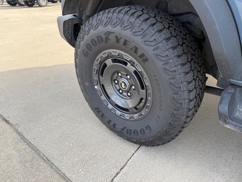 New 2025 Ford Bronco Outer Banks w/ Sasquatch Package AWD/4WD image 21