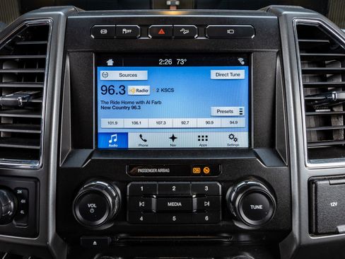 Used 2017 Ford F250 XLT w/ XLT Premium Package image 24