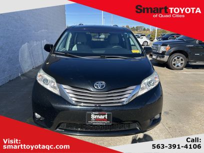 Used 2017 Toyota Sienna XLE Premium