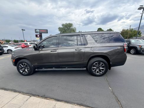 Used 2021 Chevrolet Suburban Z71 AWD/4WD image 7