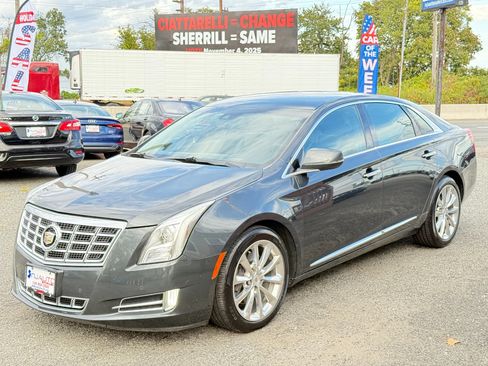 Used 2013 Cadillac XTS Premium image 8