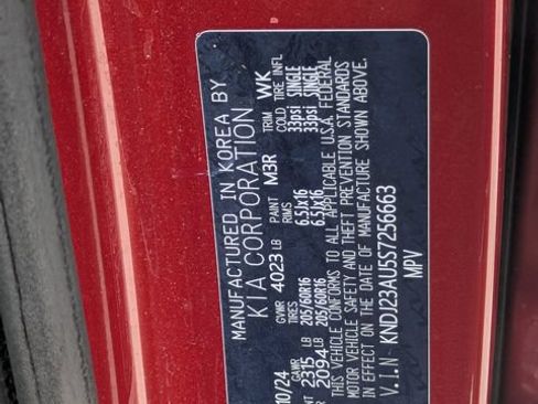 Used 2025 Kia Soul LX FWD image 26