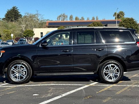 Certified 2025 Ford Expedition Active image 7