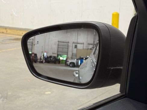 Used 2022 Ford Escape SE w/ Convenience Package image 39