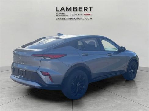 New 2026 Buick Envista Sport Touring image 5