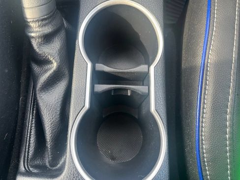 Used 2017 Toyota Corolla SE w/ Carpet Mat Package (TMS) FWD image 14