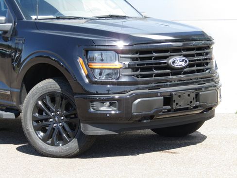 New 2025 Ford F150 XLT w/ Equipment Group 303A High image 3