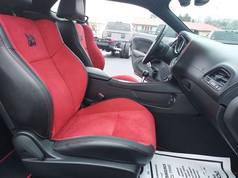 Used 2023 Dodge Challenger R/T Scat Pack image 29