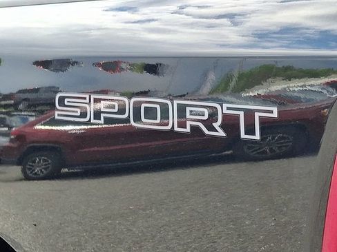 Used 2023 RAM 1500 Laramie AWD/4WD image 30