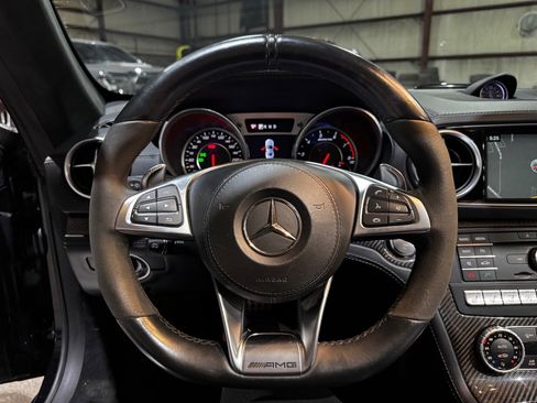 Used 2017 Mercedes-Benz SL 63 AMG image 30