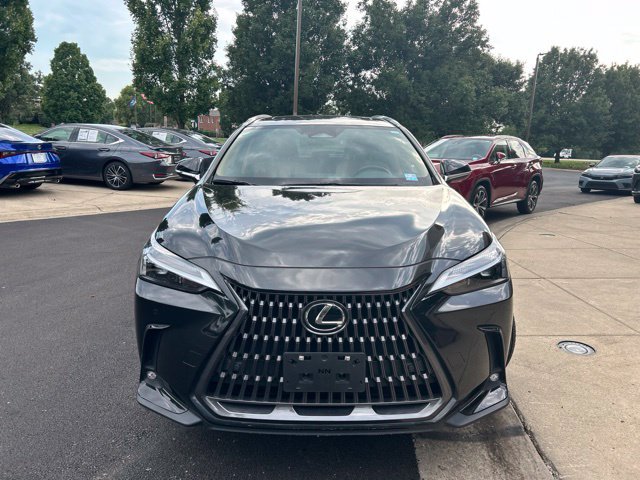Used 2025 Lexus NX 350 AWD w/ Accessory Package (2T) image 2