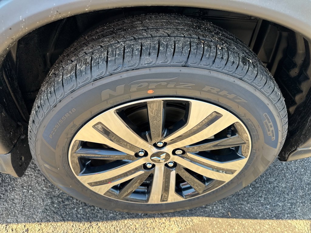 New 2027 Mitsubishi Outlander Sport SE FWD image 41