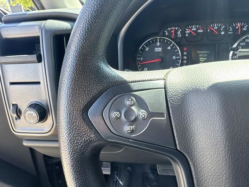 Used 2018 Chevrolet Silverado 1500 Custom w/ Custom Value Package RWD image 18