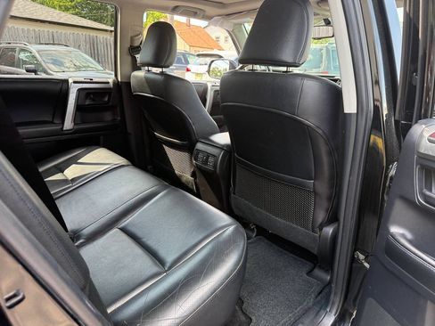 Used 2012 Toyota 4Runner Limited AWD/4WD image 91