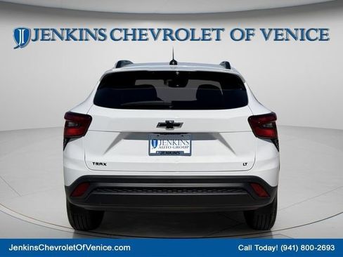New 2026 Chevrolet Trax LT w/ Driver Confidence Package image 17