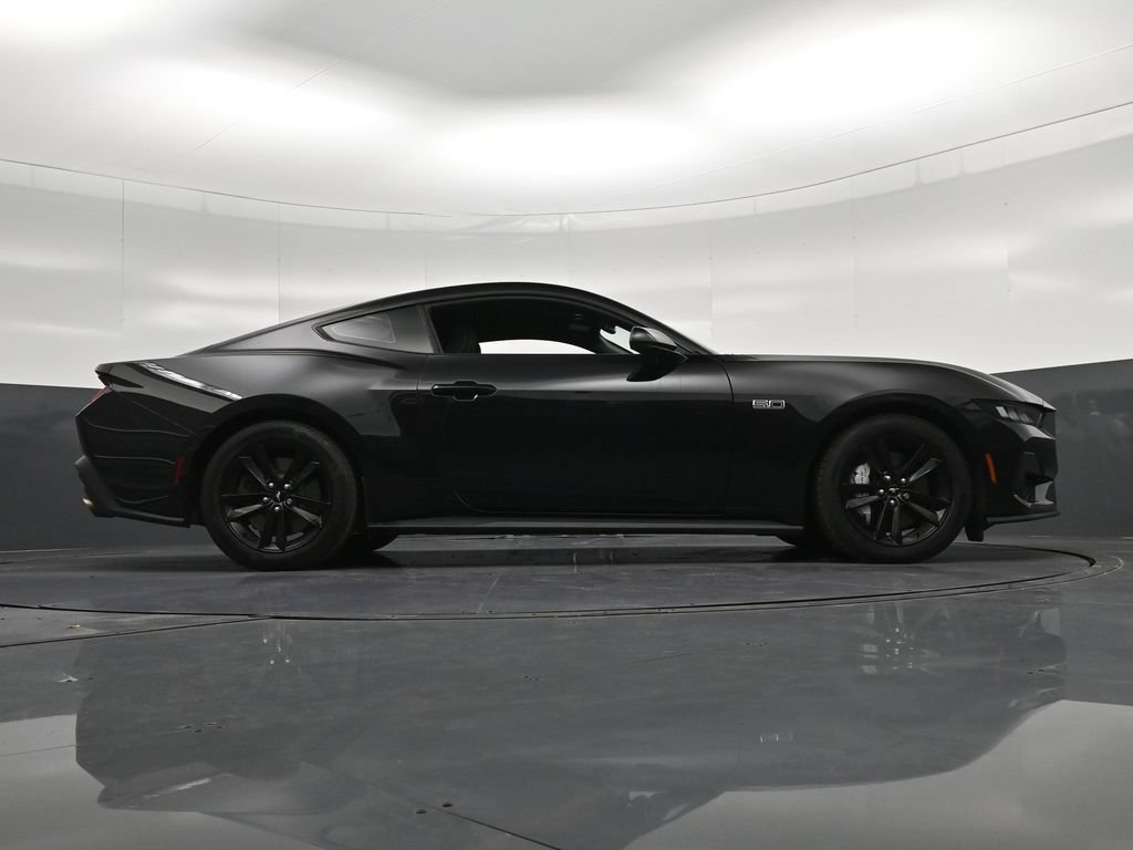 Used 2024 Ford Mustang GT RWD image 26