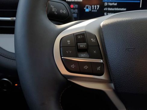 Certified 2025 Ford Explorer Active w/ Active Comfort Package image 15