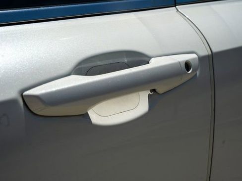 Used 2020 Honda CR-V EX-L image 9