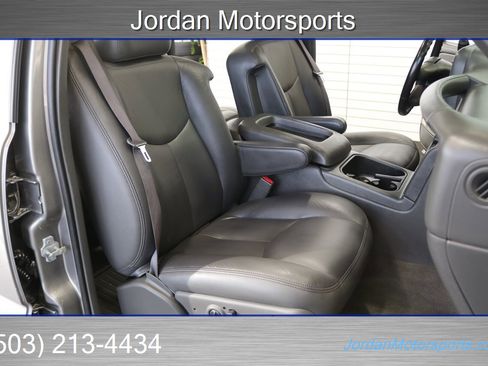 Used 2007 Chevrolet Silverado 3500 LT w/ Heavy-Duty Power Package image 19