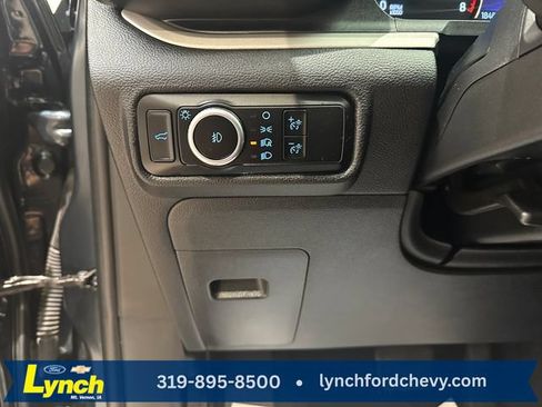 Used 2024 Ford Explorer XLT w/ Equipment Group 202A AWD/4WD image 18