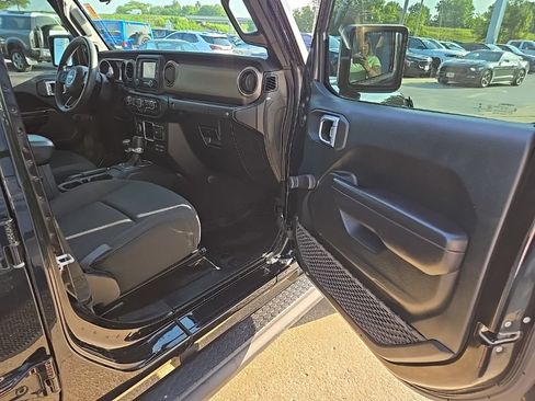 Used 2021 Jeep Wrangler Unlimited Sport AWD/4WD image 67