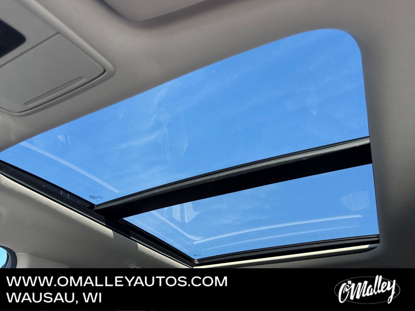 Used 2023 Honda Pilot Touring image 10