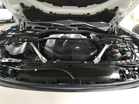 Used 2024 BMW 740i RWD image 33