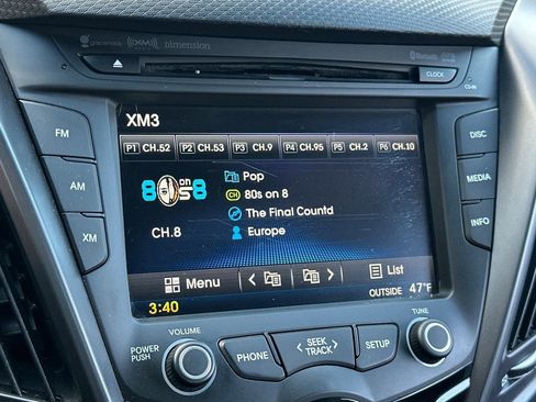 Used 2016 Hyundai Veloster Turbo image 23