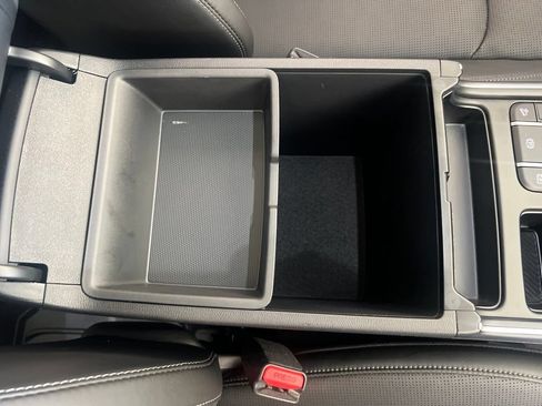 Certified 2025 Kia Sorento S w/ Panoramic Sunroof Package FWD image 24