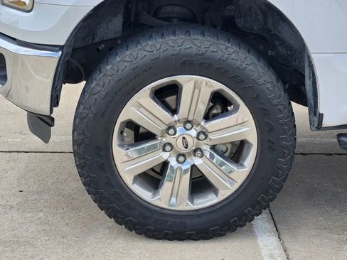 Used 2016 Ford F150 XLT w/ Equipment Group 302A Luxury AWD/4WD image 10