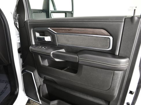 Used 2026 RAM 2500 Laramie image 44