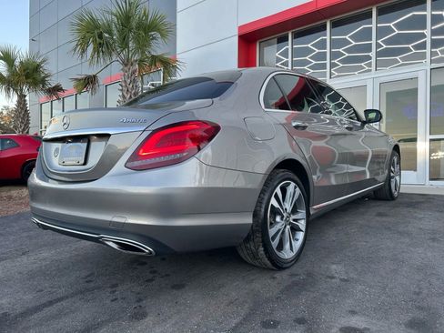 Used 2019 Mercedes-Benz C 300 4MATIC Sedan image 4