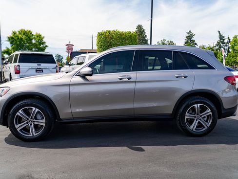 Used 2019 Mercedes-Benz GLC 300 4MATIC image 14