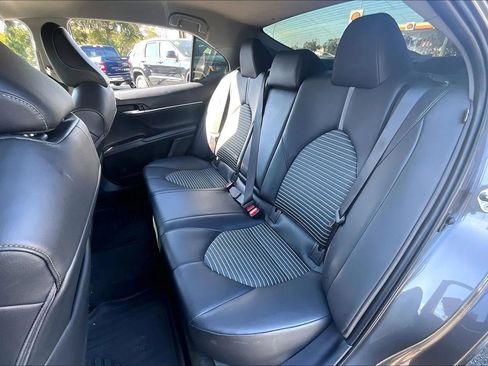 Used 2023 Toyota Camry SE image 27