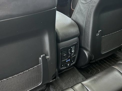 Used 2020 Jeep Grand Cherokee Summit AWD/4WD image 21