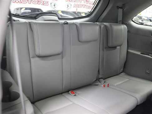 Used 2018 Toyota Highlander XLE AWD/4WD image 20