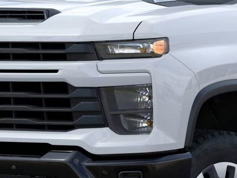 New 2026 Chevrolet Silverado 2500 Custom w/ Custom Value Package image 10