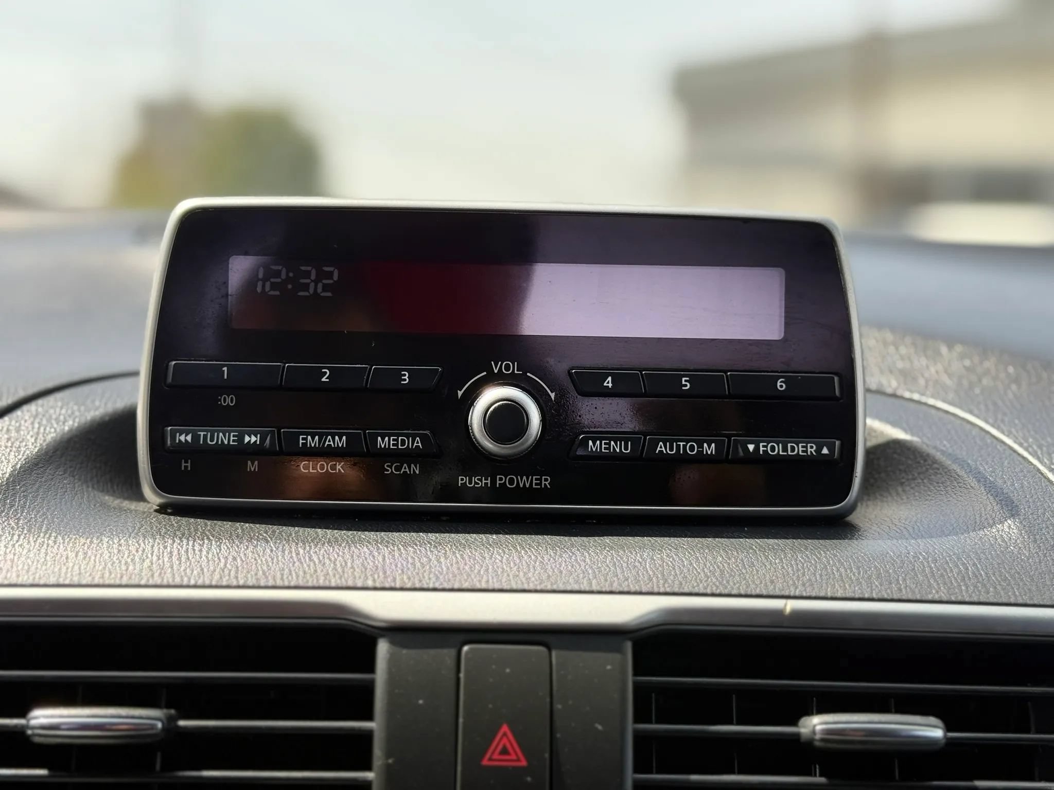 Used 2014 MAZDA MAZDA3 i Touring FWD image 25