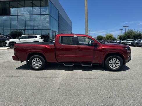 Certified 2024 Nissan Frontier SV w/ Technology Package RWD image 6