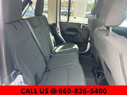 Used 2024 Jeep Wrangler Sport S image 6