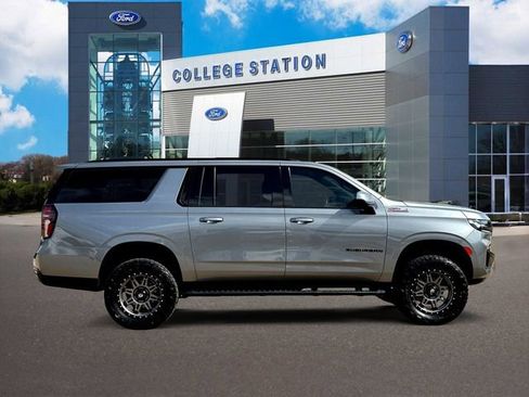 Used 2021 Chevrolet Suburban Z71 w/ Rear Media and Nav Package image 5