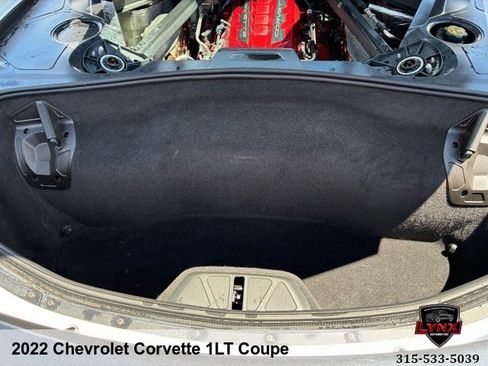 Used 2022 Chevrolet Corvette Stingray Coupe w/ 1LT RWD image 29