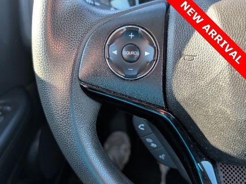 Used 2018 Honda HR-V LX image 18