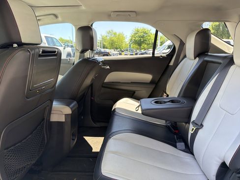 Used 2011 Chevrolet Equinox LTZ FWD image 32